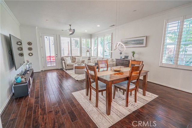 Detail Gallery Image 10 of 56 For 28267 N via Sonata Dr, Valencia,  CA 91354 - 3 Beds | 3 Baths