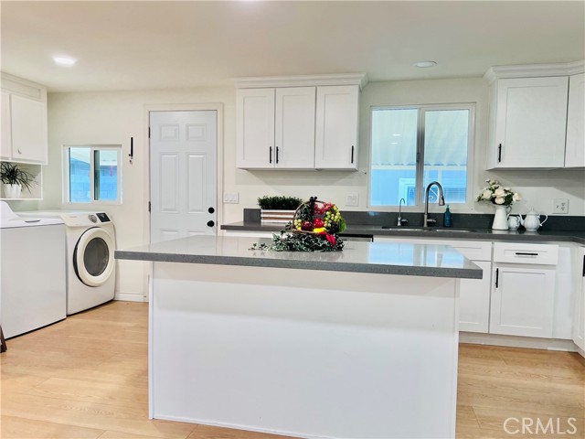 Detail Gallery Image 12 of 54 For 1560 S Otterbein Ave #44,  Rowland Heights,  CA 91748 - 3 Beds | 3 Baths