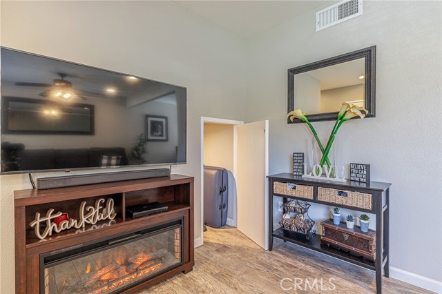 Detail Gallery Image 8 of 35 For 44156 30th St, Lancaster,  CA 93536 - 2 Beds | 2 Baths