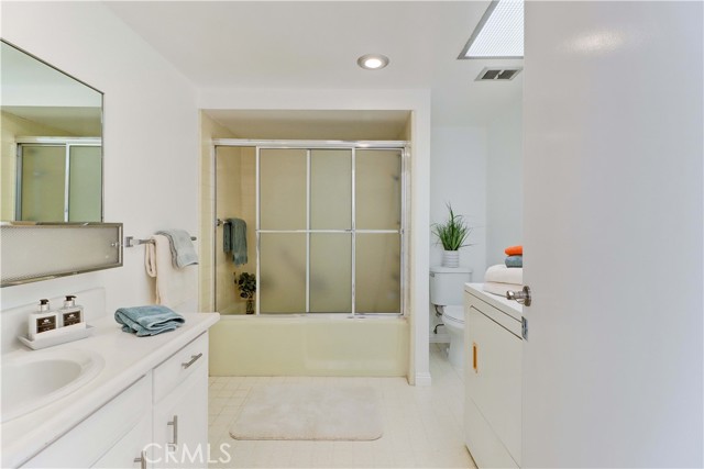 Detail Gallery Image 21 of 49 For 125 via Estrada #B,  Laguna Woods,  CA 92637 - 2 Beds | 1 Baths