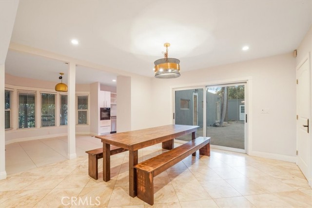 Detail Gallery Image 14 of 47 For 1301 N Orange Grove Ave, West Hollywood,  CA 90046 - 4 Beds | 3 Baths