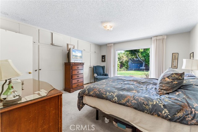 19302 Maynard Way, North Tustin CA: https://media.crmls.org/medias/fbb8fd79-ea14-40a6-a937-fbd479409189.jpg