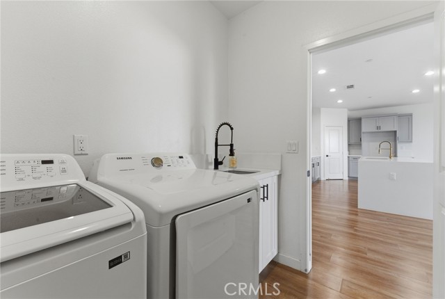 Detail Gallery Image 12 of 32 For 10710 Brookfield Dr, Riverside,  CA 92505 - 5 Beds | 3 Baths