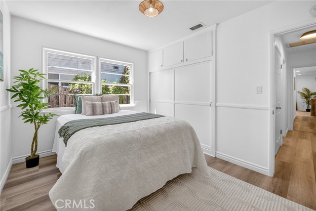 Detail Gallery Image 22 of 37 For 22647 Clarendon St, Woodland Hills,  CA 91367 - 3 Beds | 2 Baths