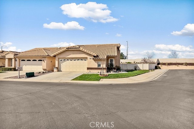 Detail Gallery Image 2 of 32 For 625 S Shinecock, Banning,  CA 92220 - 3 Beds | 2 Baths