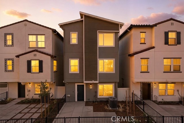 2544 Hepburn Street, South El Monte CA: https://media.crmls.org/medias/fbba31c4-4dd9-4879-9d35-84199fba59fe.jpg