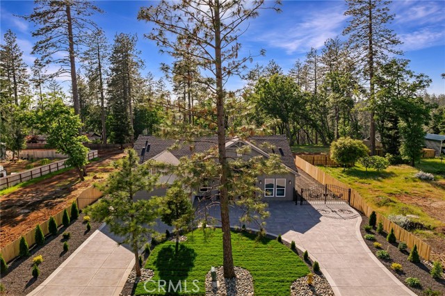 5785 Fickett Lane, Paradise CA: https://media.crmls.org/medias/fbba6008-35dc-458f-8270-e62f04158af3.jpg