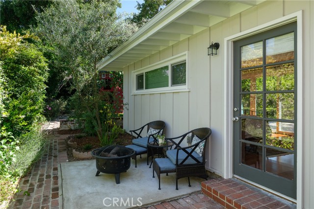 Detail Gallery Image 32 of 34 For 3585 Grayburn Rd, Pasadena,  CA 91107 - 3 Beds | 2 Baths