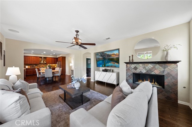 Image 13 of 34 For 28889 Edenton Way