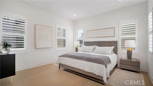 Detail Gallery Image 19 of 69 For 138 Yugen, Irvine,  CA 92618 - 4 Beds | 3/1 Baths