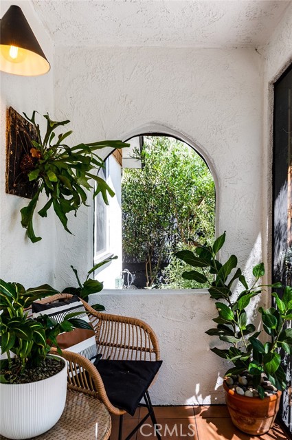 1215 N Avenue 56, Los Angeles CA: https://media.crmls.org/medias/fbbd1c61-4047-4279-a4c3-a9baab69af0c.jpg