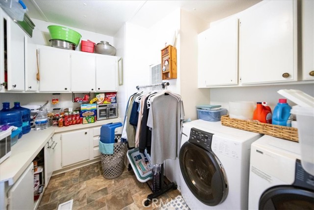 Detail Gallery Image 19 of 49 For 31175 Chade, Menifee,  CA 92584 - 6 Beds | 4 Baths