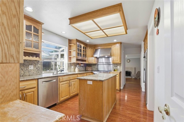 Detail Gallery Image 14 of 57 For 3267 Sueno Drive, San Jose,  CA 95148 - 4 Beds | 3 Baths