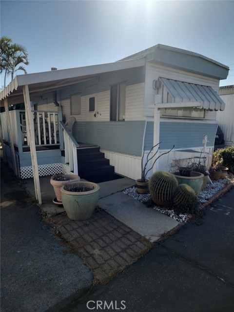 2345 190th, Redondo Beach CA: https://media.crmls.org/medias/fbbdfd9c-63bb-4a99-800a-fafac88108e2.jpg