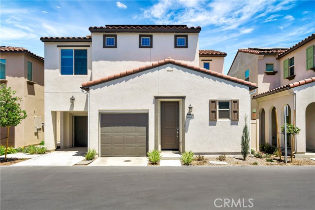 1458 E Laurelwood Drive, San Bernardino CA: https://media.crmls.org/medias/fbbf48d1-5fe4-4c99-886c-d9dff55a19e2.jpg