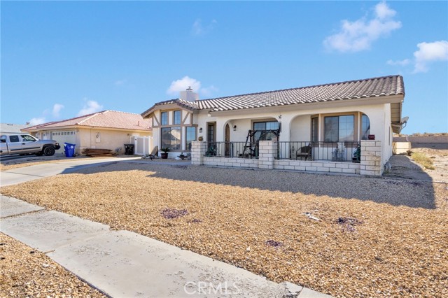 Detail Gallery Image 4 of 40 For 14489 Schooner, Helendale,  CA 92342 - 3 Beds | 2 Baths