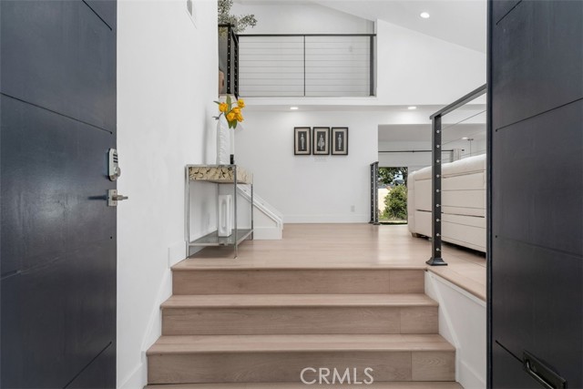 Detail Gallery Image 3 of 32 For 8167 Dartmoor Drive, Huntington Beach,  CA 92646 - 4 Beds | 2/1 Baths