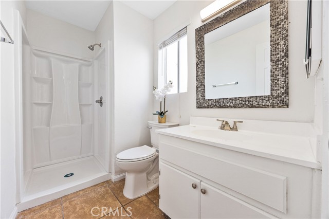 Detail Gallery Image 17 of 34 For 7315 Exeter St #12,  Paramount,  CA 90723 - 2 Beds | 2 Baths