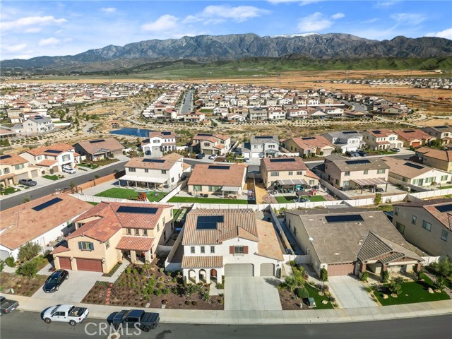 Detail Gallery Image 4 of 46 For 5917 Verde, Banning,  CA 92220 - 4 Beds | 3 Baths