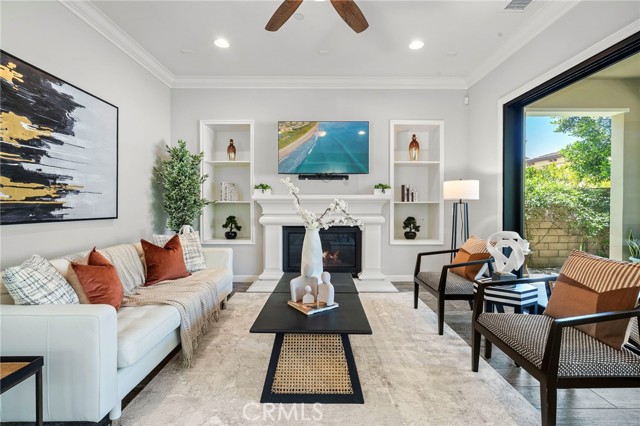 18 Goldenrod, Lake Forest CA: https://media.crmls.org/medias/fbc1c69e-efe2-4dbd-ad48-1e6aaece1ad3.jpg