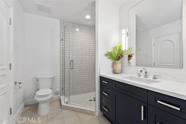 2 Gallery Place, Newport Coast CA: https://media.crmls.org/medias/fbc1ec4a-518c-48d3-b523-e7fbc2dcac37.jpg
