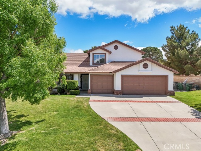 4644 Starstone Court, Palmdale CA: https://media.crmls.org/medias/fbc2864b-8218-431e-8954-d3383819a7cc.jpg