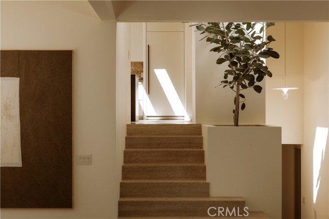 Image 13 of 50 For 12162 Laurel Terrace Drive