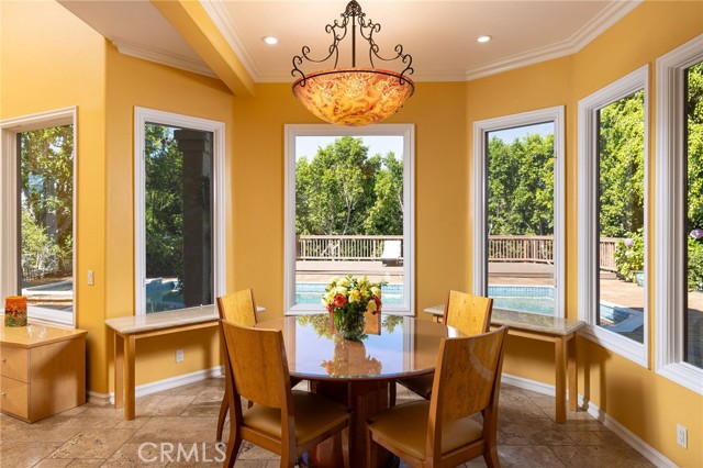 Detail Gallery Image 14 of 35 For 25281 Derbyhill Dr, Laguna Hills,  CA 92653 - 5 Beds | 4/1 Baths