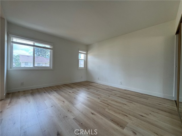 18 Snapdragon, Irvine CA: https://media.crmls.org/medias/fbc3eff4-46df-4b2e-8f51-bbeeab9a7d44.jpg