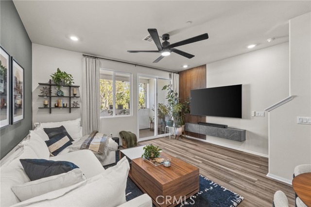 1752 Cayton Loop, West Covina CA: https://media.crmls.org/medias/fbc475bb-287c-401b-8658-4d24493e5a1b.jpg