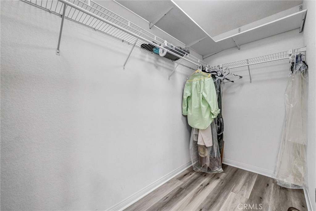 https://media.crmls.org/medias/fbc490b0-05fc-442b-a456-d4efc752ca39.jpg?preset=X-Large