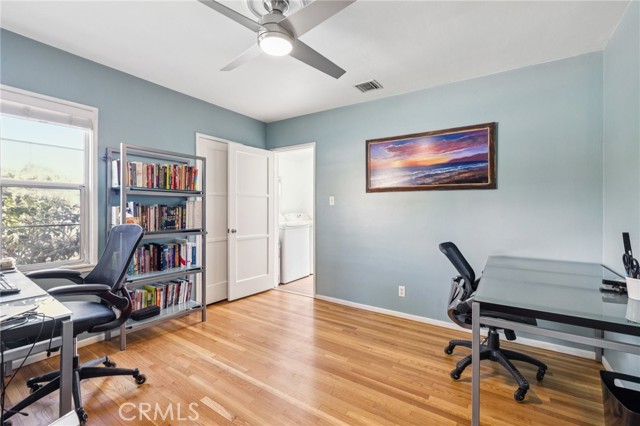Detail Gallery Image 36 of 58 For 17006 Cantara St, Lake Balboa,  CA 91406 - 3 Beds | 2 Baths