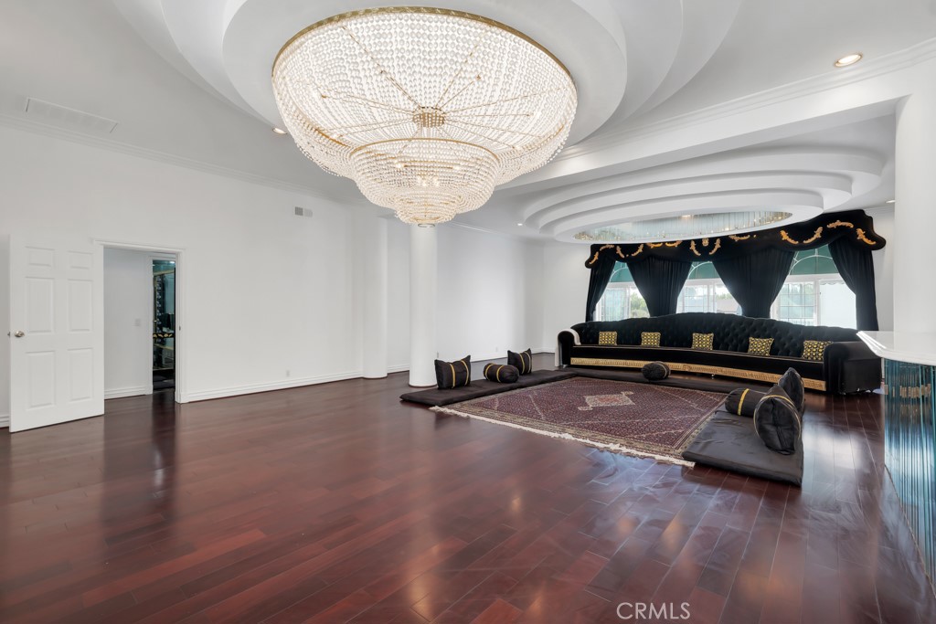 MLS #SR25236623 image #18