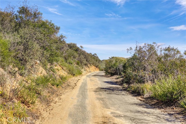 Detail Gallery Image 8 of 19 For 1 Decker Canyon Road, Ortega Mountain,  CA 92530 - – Beds | – Baths