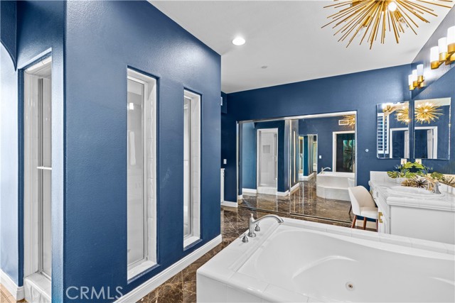 3 Hubbard Way, Coto de Caza CA: https://media.crmls.org/medias/fbc6c3af-02da-4e5d-b257-457616aa80bc.jpg