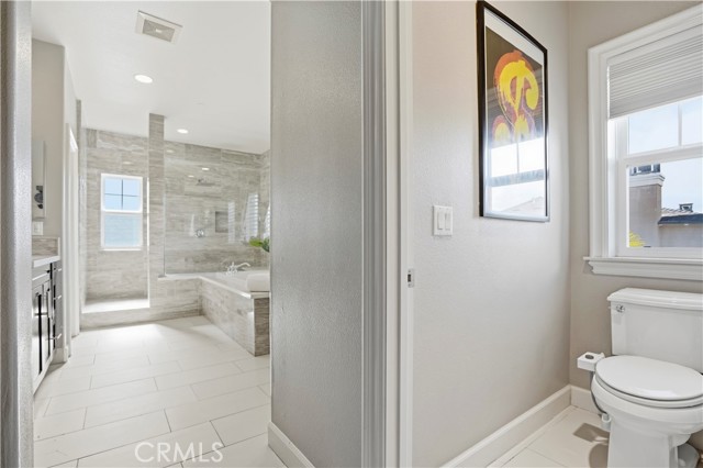 Detail Gallery Image 30 of 55 For 17491 Oakbluffs Lane, Huntington Beach,  CA 92649 - 5 Beds | 5/1 Baths