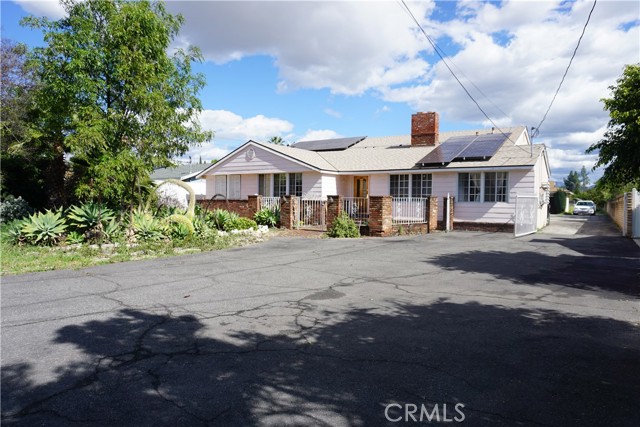 Detail Gallery Image 2 of 15 For 9826 Columbus, North Hills,  CA 91343 - 7 Beds | 5/1 Baths