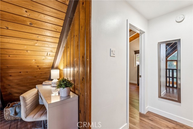 401 Grass Valley, Lake Arrowhead, CA 92352