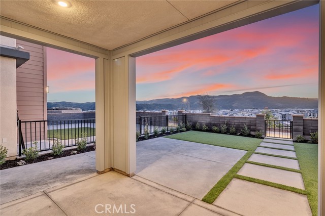 151 Ruby Road, Rancho Mission Viejo CA: https://media.crmls.org/medias/fbc7f0bc-d18c-4dca-b1a2-4e2d9fa9d4bc.jpg