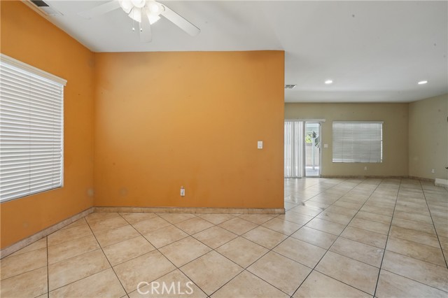 Detail Gallery Image 9 of 51 For 6134 Clara St, Bell Gardens,  CA 90201 - 4 Beds | 2/1 Baths