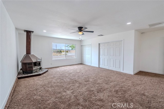 Detail Gallery Image 12 of 33 For 1040 W Coronado Ave, Ridgecrest,  CA 93555 - 3 Beds | 2 Baths