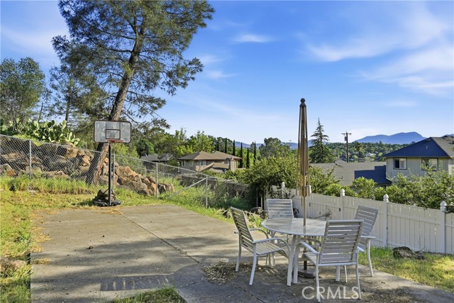 Detail Gallery Image 30 of 41 For 18669 Deer Hill, Hidden Valley Lake,  CA 95467 - 3 Beds | 2 Baths