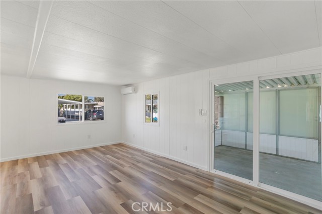 Detail Gallery Image 8 of 28 For 5800 Hamner Ave #301,  Corona,  CA 91752 - 2 Beds | 2 Baths