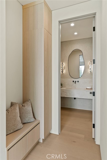 Detail Gallery Image 54 of 75 For 14738 Otsego St, Sherman Oaks,  CA 91403 - 5 Beds | 5/1 Baths