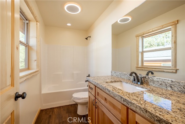 418 Los Angeles Avenue, Sugarloaf CA: https://media.crmls.org/medias/fbcae9d6-94d8-4436-9b03-731c43c00ea6.jpg