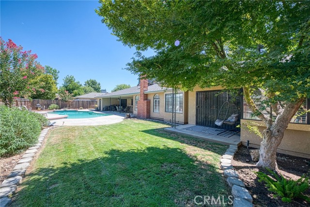 6442 N Gentry Avenue, Fresno CA: https://media.crmls.org/medias/fbcb03e8-c97f-4653-ae79-869e430151d6.jpg