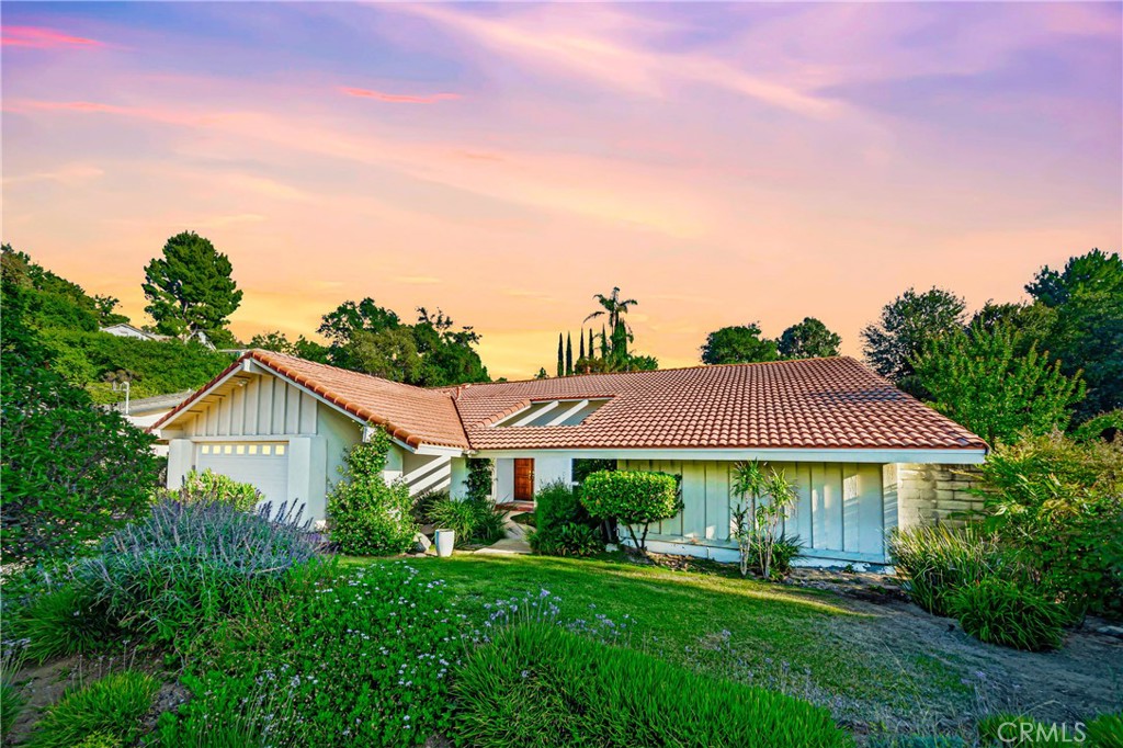 3811 Algonaut Drive