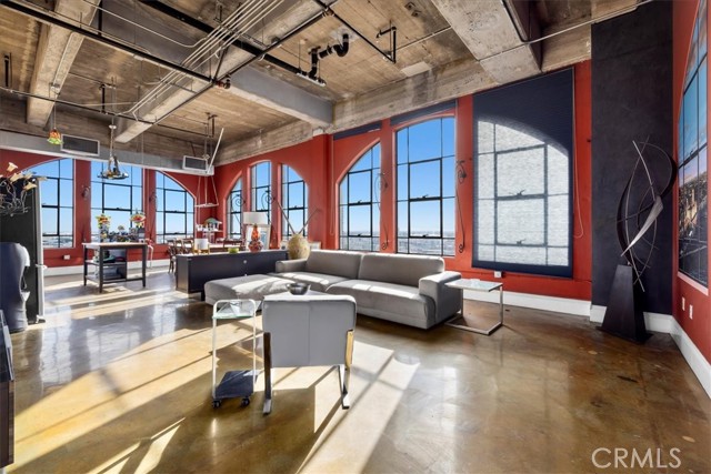 315 E 8th #1203 Street, Los Angeles CA: https://media.crmls.org/medias/fbcbad2f-fe1c-453c-9fae-9b1e98b423a0.jpg