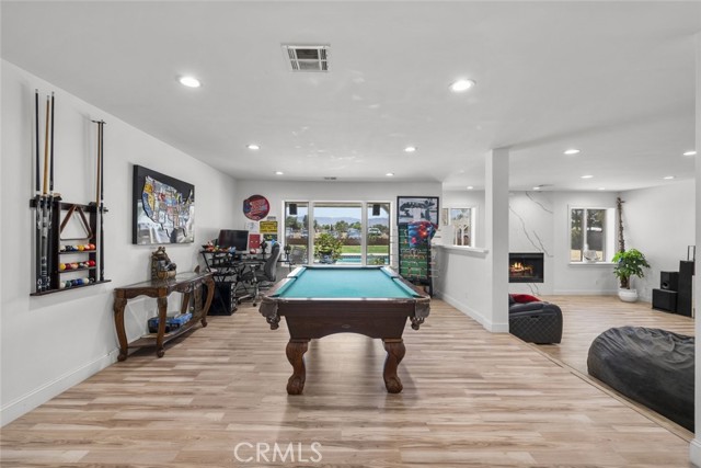 2556 W Avenue N 4, Palmdale CA: https://media.crmls.org/medias/fbcc5177-37f3-4244-b5f7-07a009bbffd1.jpg