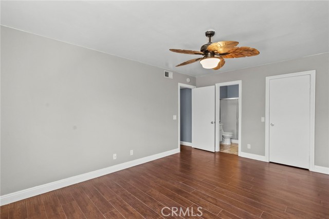 18750 Mandan Street, Canyon Country CA: https://media.crmls.org/medias/fbccf16d-e3e4-4815-9240-e46e0dd83db4.jpg